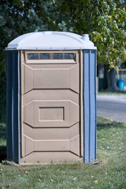 Best Affordable portable toilet rental  in Aberdeen, MS